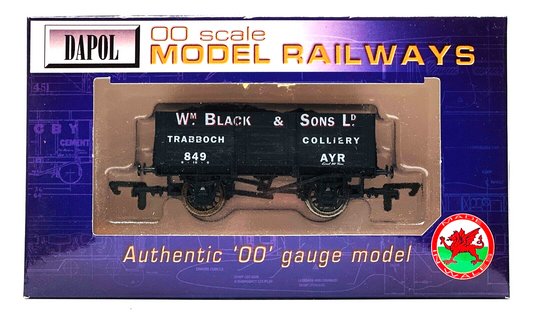 DAPOL 00 GAUGE - 'WM BLACK & SONS' TRABBOCH COLLIERY AYR 849 (LIMITED EDITION)