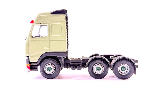 CORGI 1/50 SCALE REPAINTED GREEN VOLVO FH12 6X2 TRACTOR UNIT UNBOXED