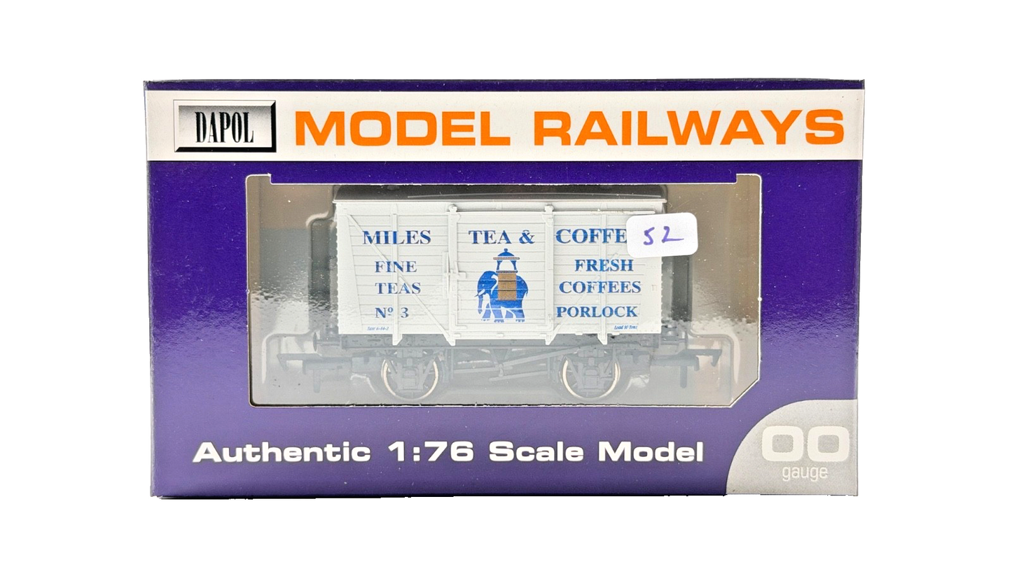 DAPOL 00 GAUGE - MILES TEA & COFFEE OF PORLOCK VENT VAN NO.3 (LIMITED EDITION)