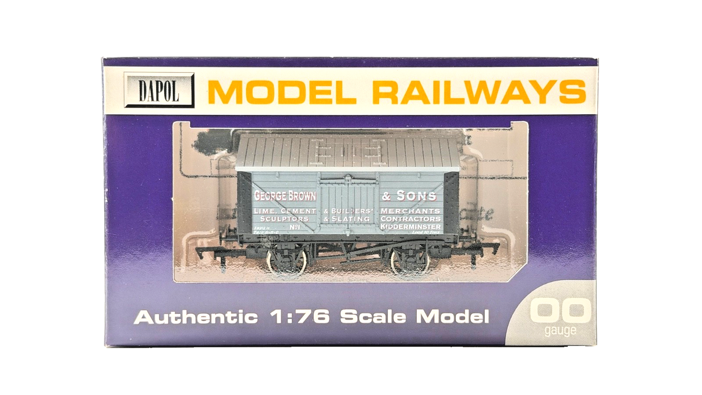 DAPOL 00 GAUGE - GEORGE BROWN & SONS KIDDERMINSTER BUILDERS (LIMITED EDITION)