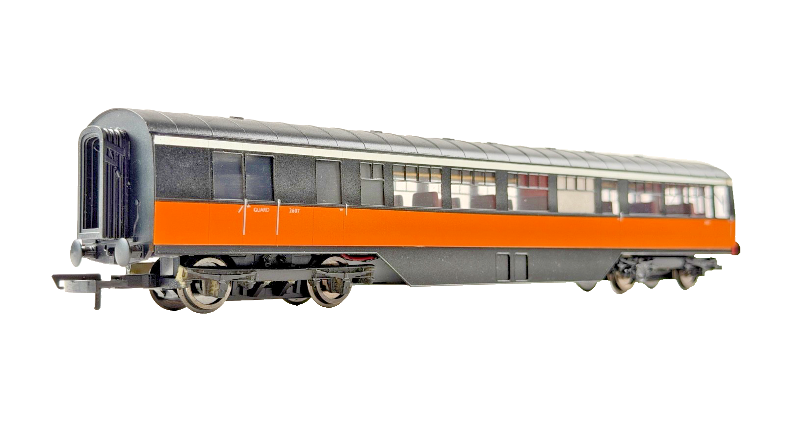 SILVER FOX MODELS OO GAUGE - IRISH RAIL ORANGE AEC CLASS 600 RAILCAR 2 CAR SET