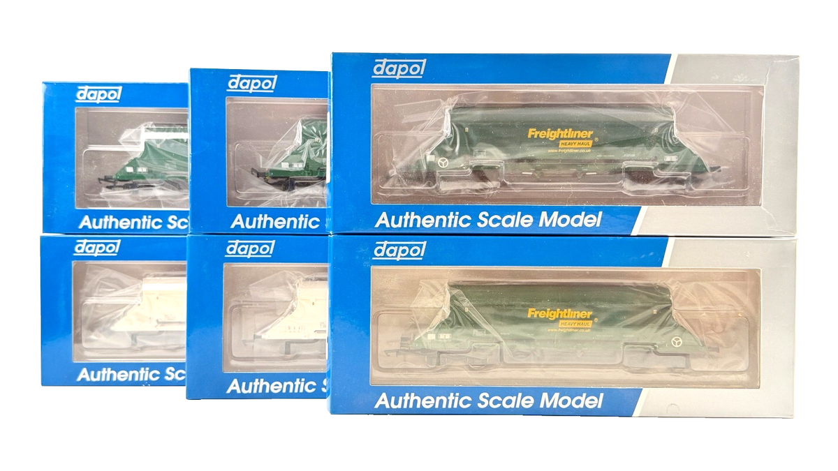 DAPOL OO GAUGE - MIXED RAKE OF 6 FREIGHTLINER HEAVY HAUL WHITE & GREEN HOPPERS