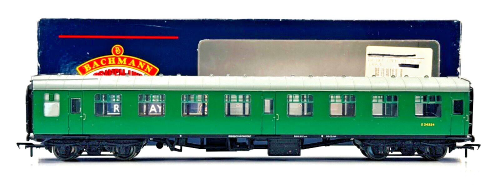 BACHMANN 00 GAUGE - 39-028C - BR MK1 CORRIDOR SK SOUTHERN GREEN COACH - BOXED