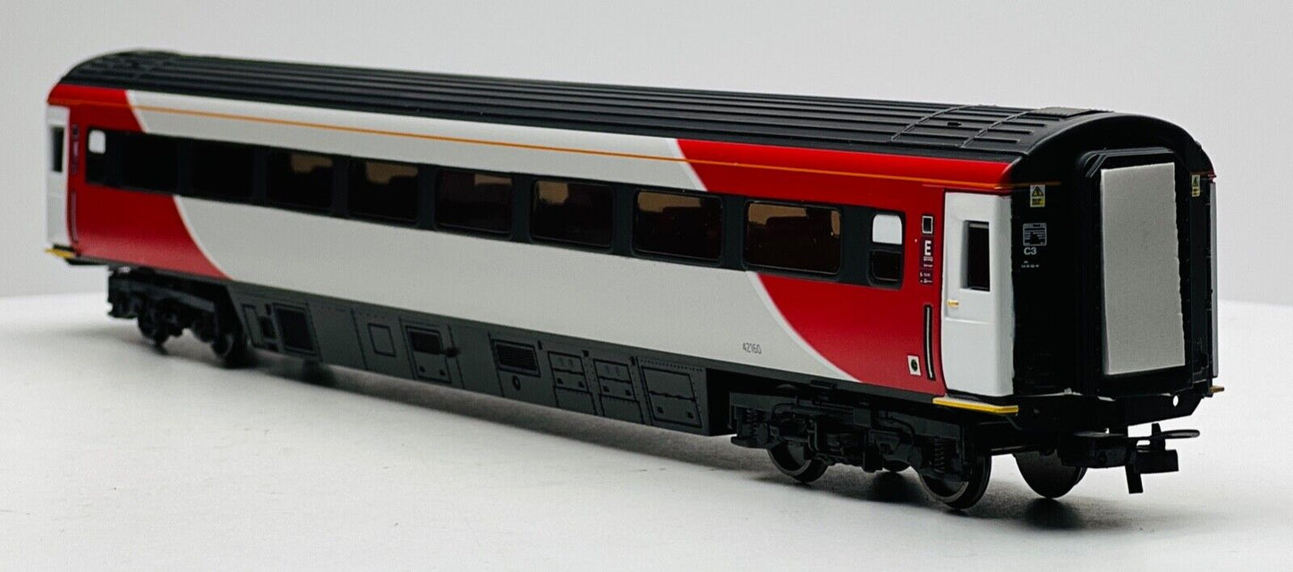 HORNBY 00 GAUGE - R4931H - LNER MK3 TSO COACH 'NO.42160' - BOXED