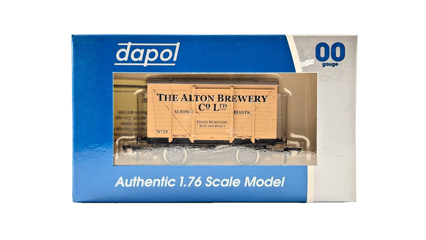 DAPOL 00 GAUGE - ALTON BREWERY CO HANTS HAMPSHIRE ALES VAN 23 (LIMITED EDITION)
