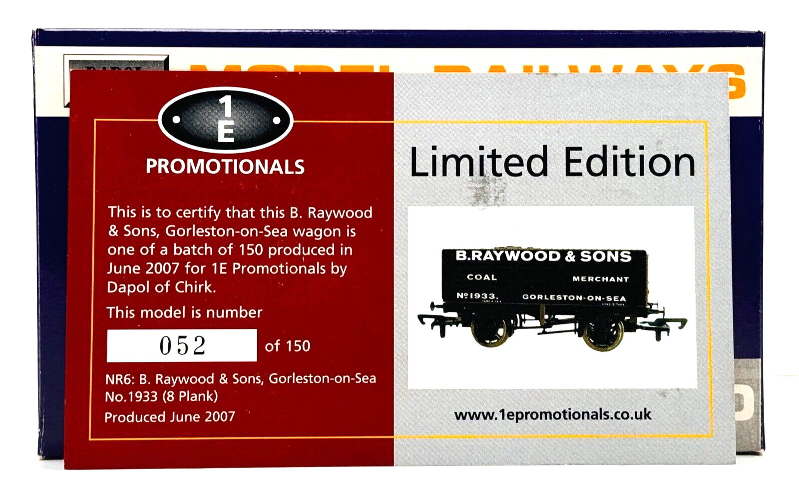 DAPOL 00 GAUGE - B RAYWOOD & SONS COAL MERCHANTS GORLESTON (LIMITED EDITION)