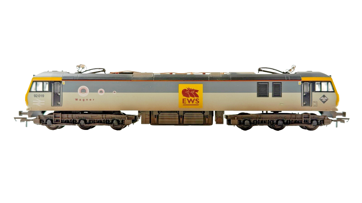 HORNBY OO GAUGE - R3347 - CLASS 92 LOCOMOTIVE 92019 EPS EWS WAGNER TMC WEATHERED