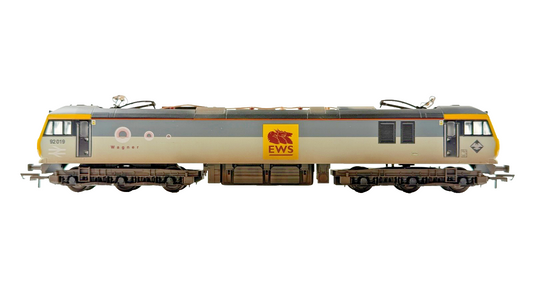 HORNBY OO GAUGE - R3347 - CLASS 92 LOCOMOTIVE 92019 EPS EWS WAGNER TMC WEATHERED