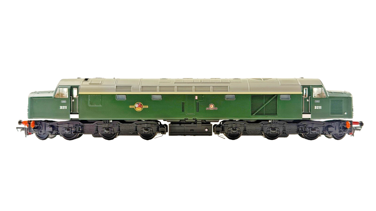 BACHMANN OO GAUGE - 32-480DS - CLASS 40 D211 MAURITANIA BR GREEN DCC SOUND