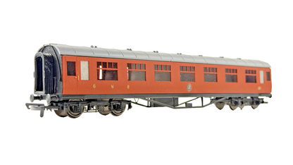 SILVER FOX MODELS OO GAUGE - GNRI NORTHERN IRISH RAIL F16 COACH MAHOGANY 89