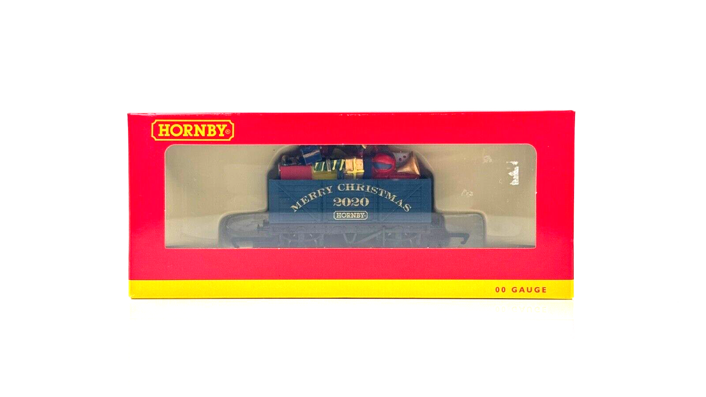 HORNBY 00 GAUGE - R6988 - 7 PLANK WAGON CHRISTMAS 2020 - FESTIVE PRESENT IDEA