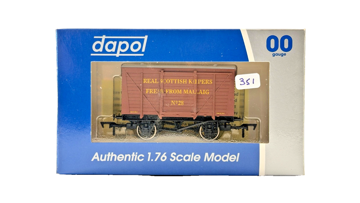 DAPOL 00 GAUGE - REAL SCOTTISH KIPPERS FRESH FROM MALLAIG 28 (LIMITED EDITION)