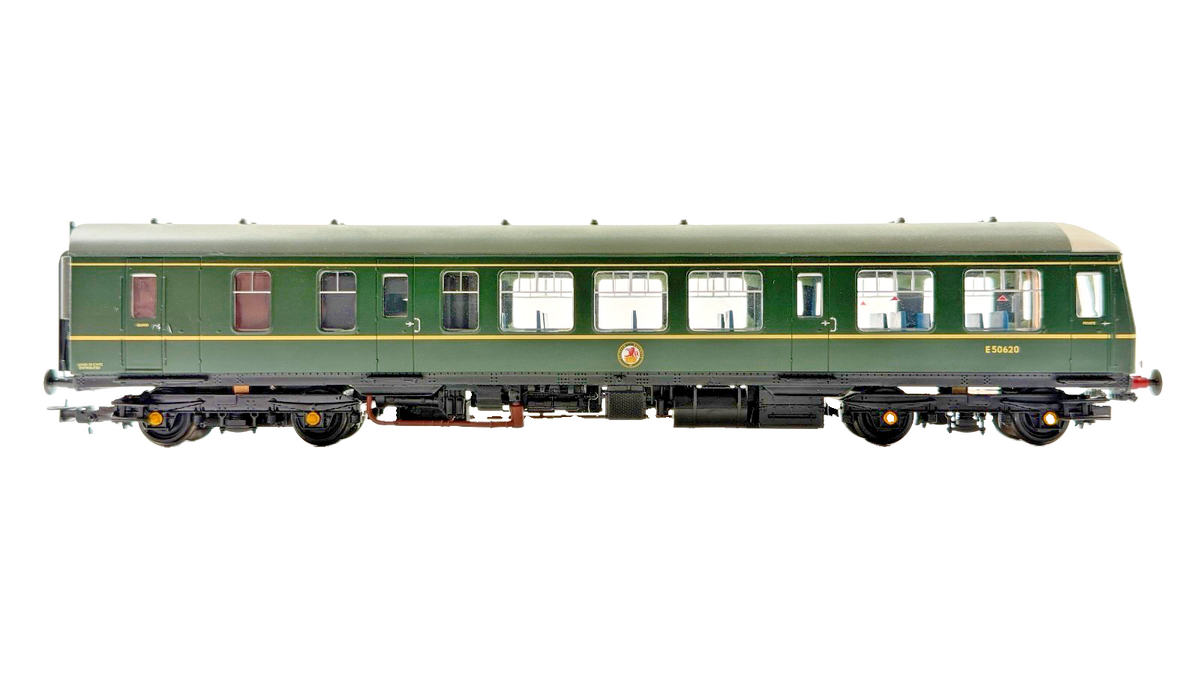 BACHMANN OO GAUGE - 32-911 - CLASS 158 DMU 3 CAR BR GREEN YELLOW WARNING PANELS