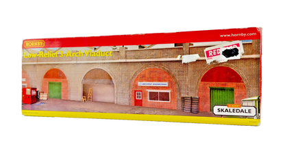 HORNBY OO GAUGE SKALEDALE - R9660 - LOW RELIEF 3 ARCH VIADUCT - BOXED
