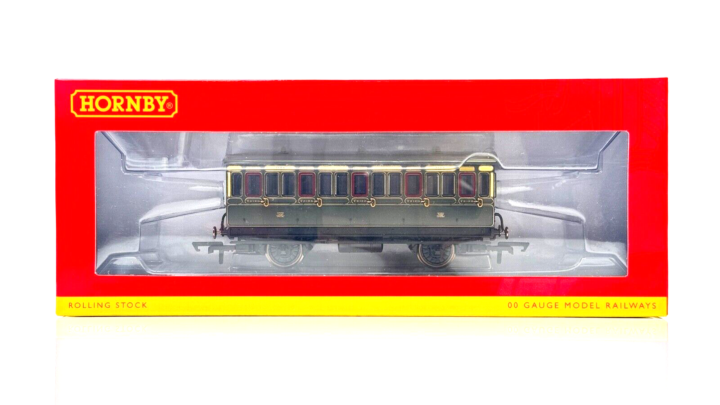 HORNBY 00 GAUGE - R40112 - GWR 4 WHEEL 3RD CLASS COACH 1889 (WITH LIGHTS) BOXED