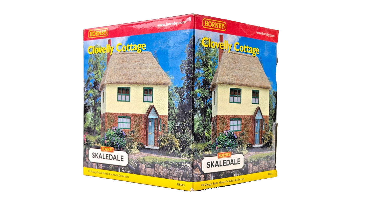 HORNBY 00 GAUGE SKALEDALE - R8515 - CLOVELLY COTTAGE - BOXED