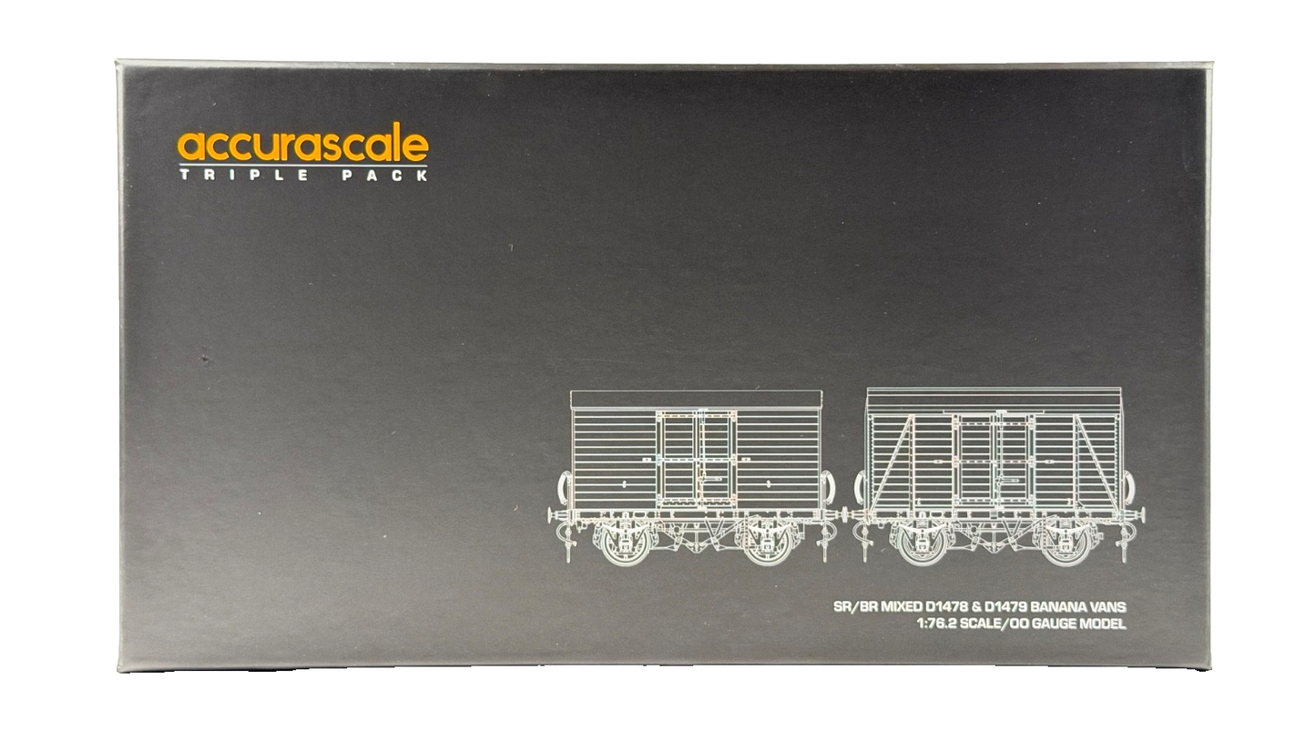 ACCURASCALE OO GAUGE - ACC2055 - SR TADPOLE MIXED BRITISH RAILWAYS BANANA VANS