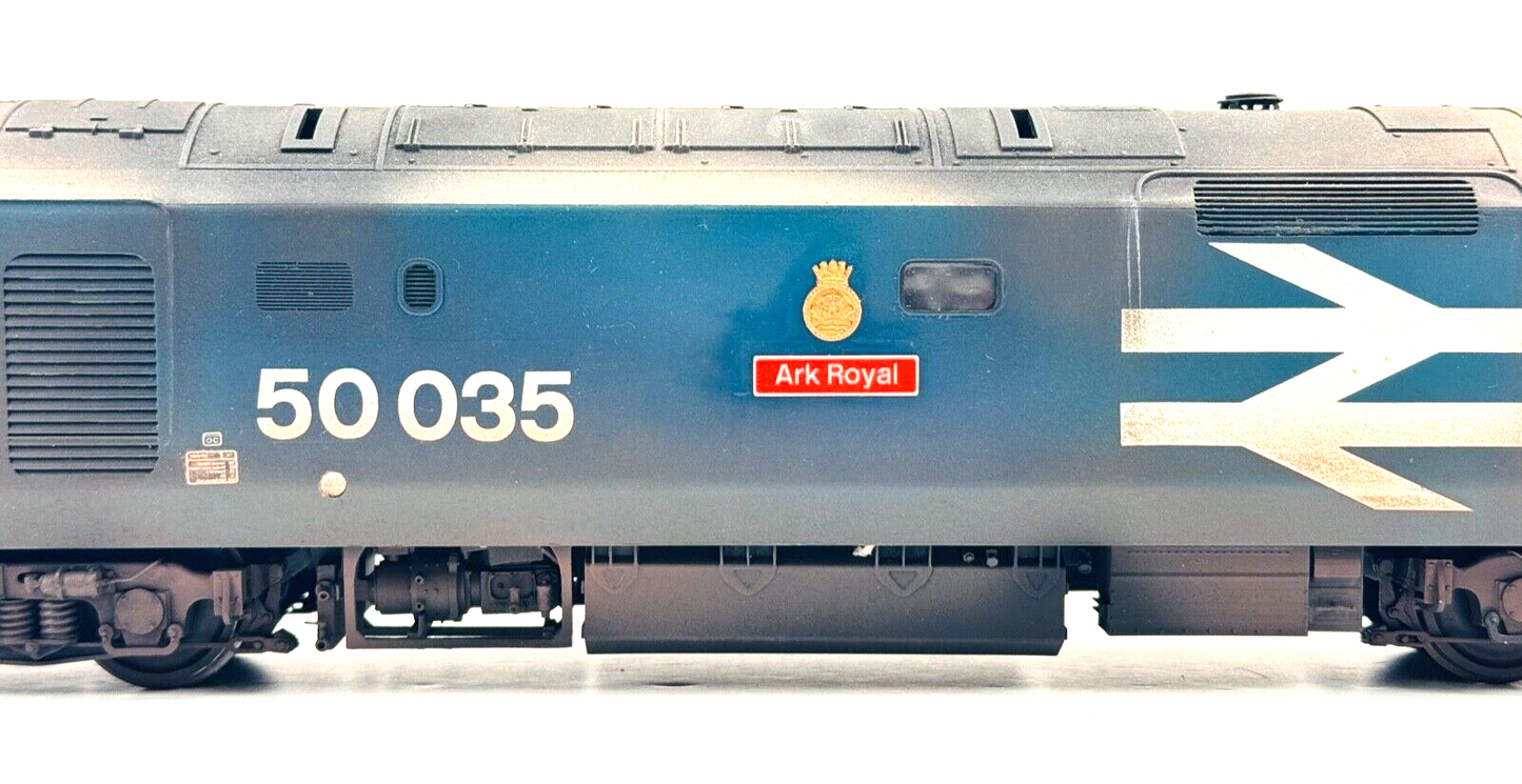JUST LIKE THE REAL THING O GAUGE - CLASS 50 LARGE LOGO ARK ROYAL 50035 DCC SOUND