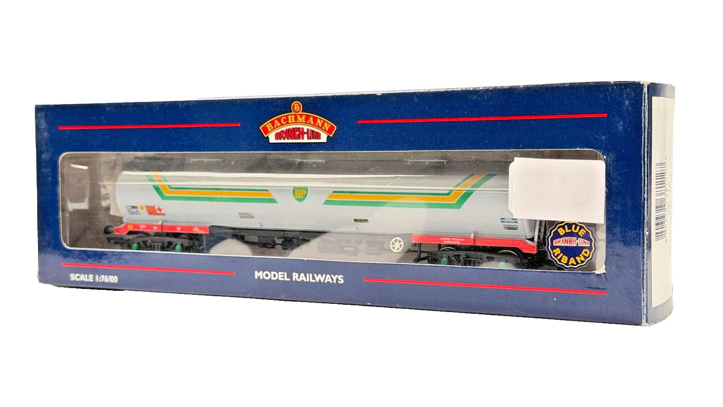 BACHMANN 00 GAUGE - 38-112 - 100 TON TEA BOGIE TANK WAGON BP GREY BOXED