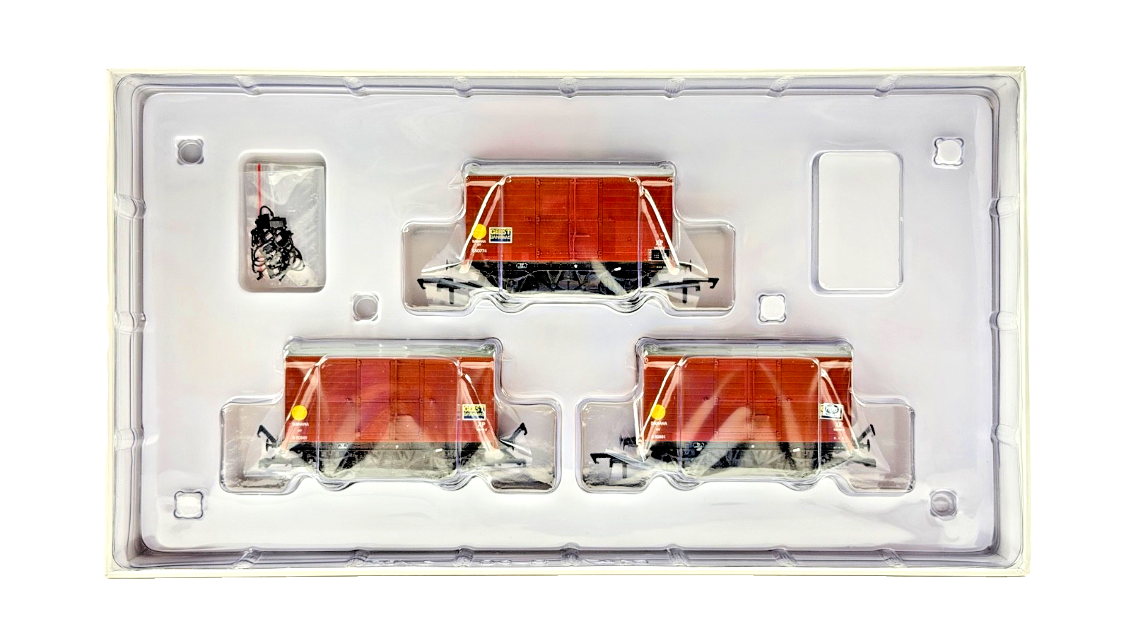 ACCURASCALE OO GAUGE - ACC2049 - SR D1478 VAN BRITISH RAILWAYS BANANA VAN TRIPLE