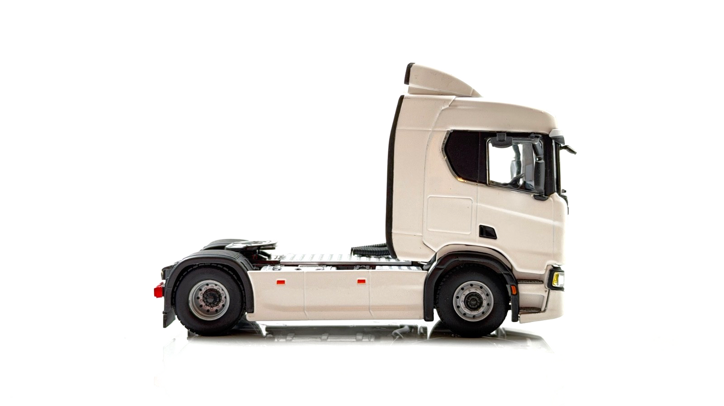 WSI 1/50 SCALE - 03-2004 - SCANIA R CR20N 4X2 PLAIN WHITE TRACTOR CAB BOXED