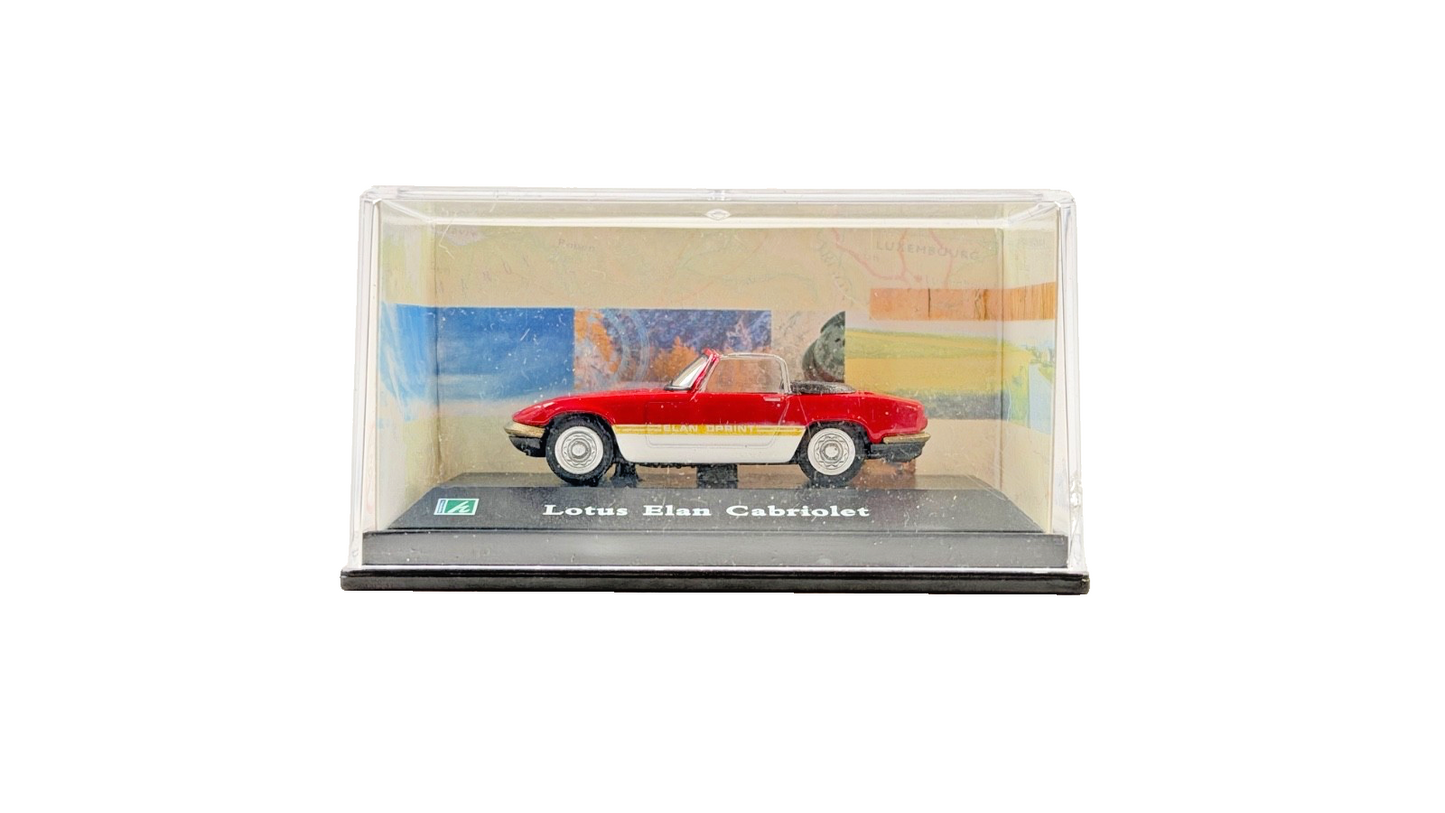 CARARAMA 1/72 SCALE - LOTUS ELAN CABRIOLET RED WHITE - BOXED