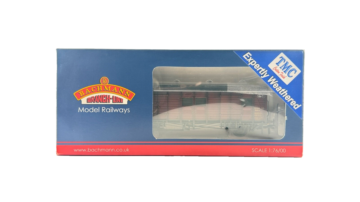 BACHMANN OO GAUGE - 39-526Z - EX SOUTHERN PMV CYCLE VAN CRIMSON TMC WEATHERED