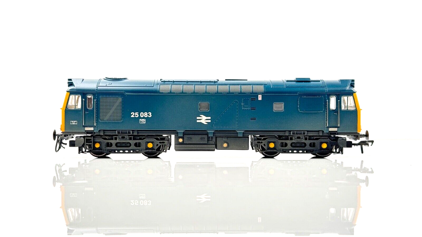 BACHMANN 00 GAUGE - 32-412 - CLASS 25/2 DIESEL 25083 BR BLUE WEATHERED BOXED