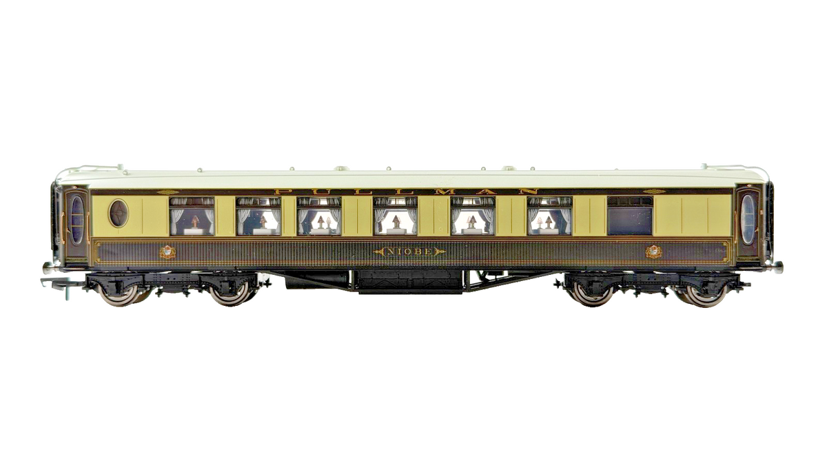 IMPERFECT HORNBY OO GAUGE - R4143A - PULLMAN 1ST CLASS PARLOUR CAR COACH NIOBE