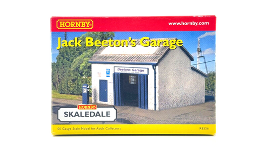 HORNBY 00 GAUGE SKALEDALE - R8556 - JACK BEETON'S GARAGE (& PETROL PUMP) BOXED