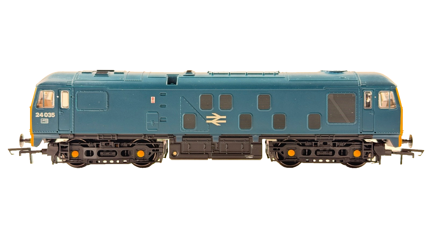 BACHMANN OO GAUGE - 32-425DS - CLASS 24 BO BO DIESEL 24035 BR BLUE DCC SOUND