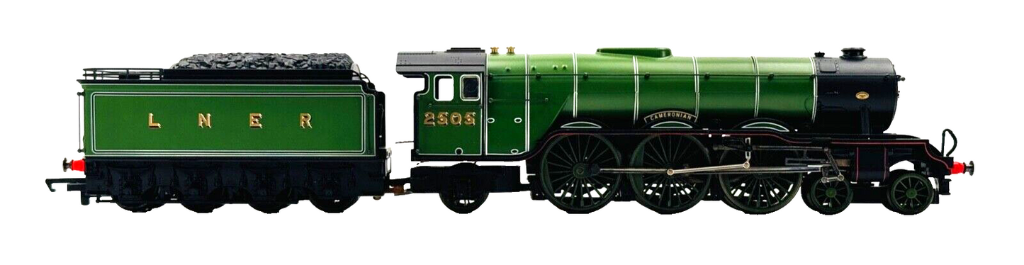 HORNBY 00 GAUGE - R2103 - LNER 4-6-2 CLASS A3 'CAMERONIAN' 2505 - BOXED