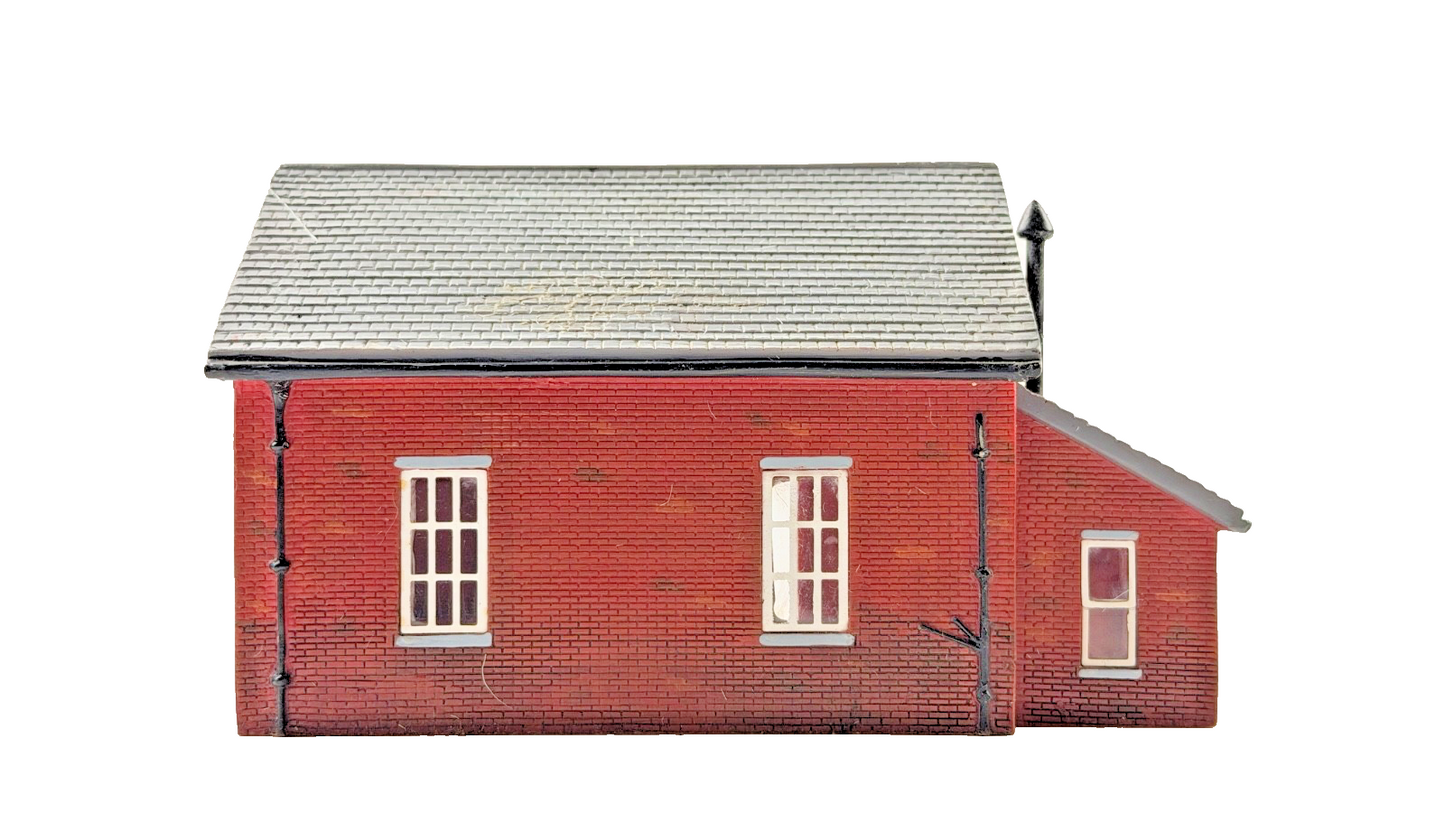 HORNBY SKALEDALE OO GAUGE - R8521 - STRAWSONS WAREHOUSE - UNBOXED
