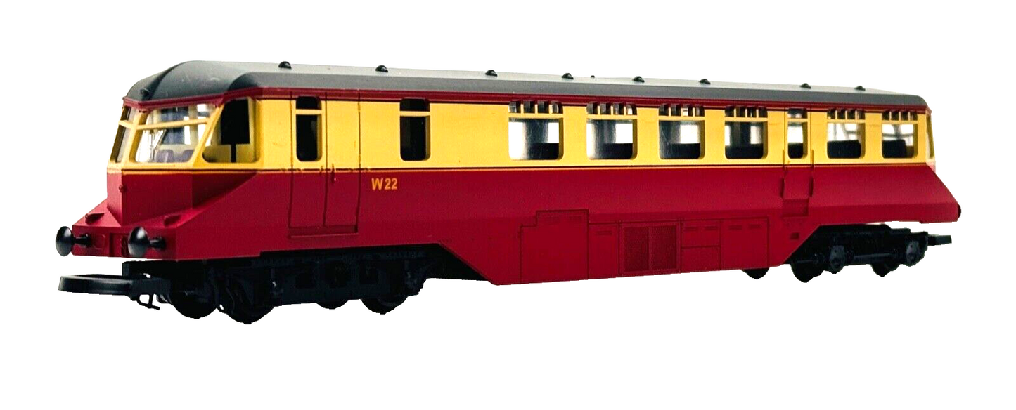 LIMA 00 GAUGE - L205133 - BR BLOOD & CUSTARD DIESEL RAILCAR W22 - BOXED