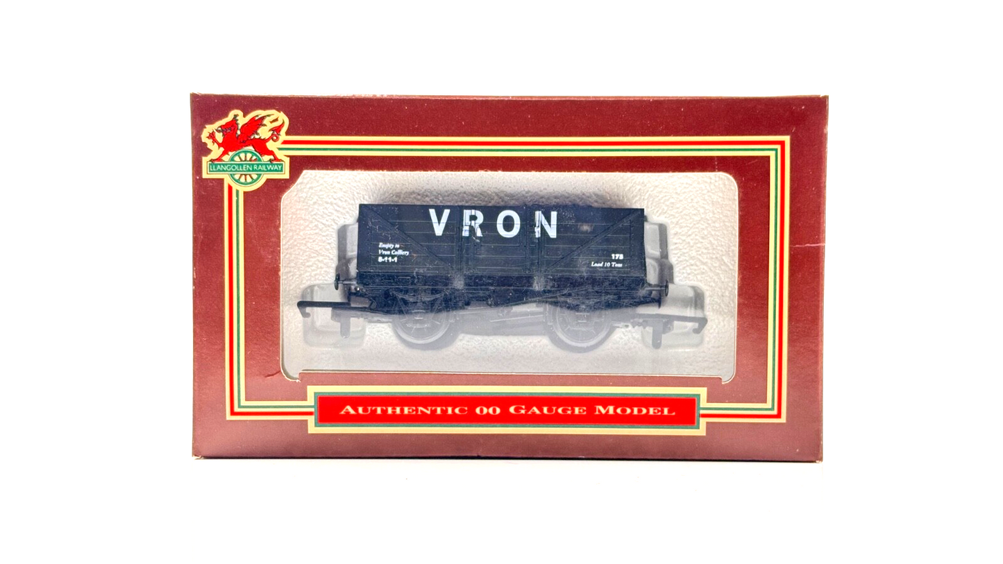 DAPOL 00 GAUGE - VRON COLLIERY BLACK PLANK WAGON (LIMITED EDITION)