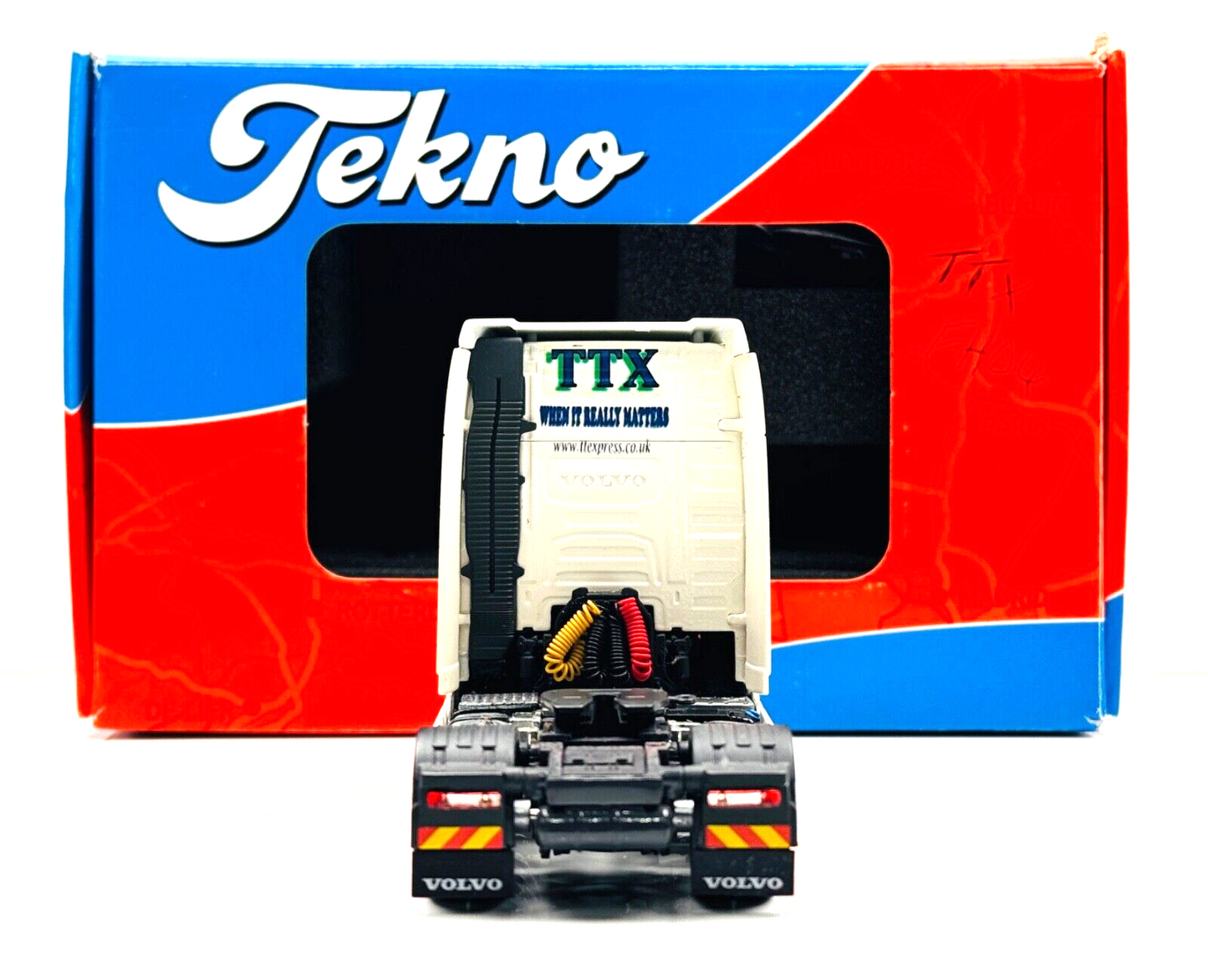 TEKNO 1/50 SCALE - VOLVO FH16 750 GLOBETROTTER XL 4X2 CAB 'TTX EXPRESS' - BOXED