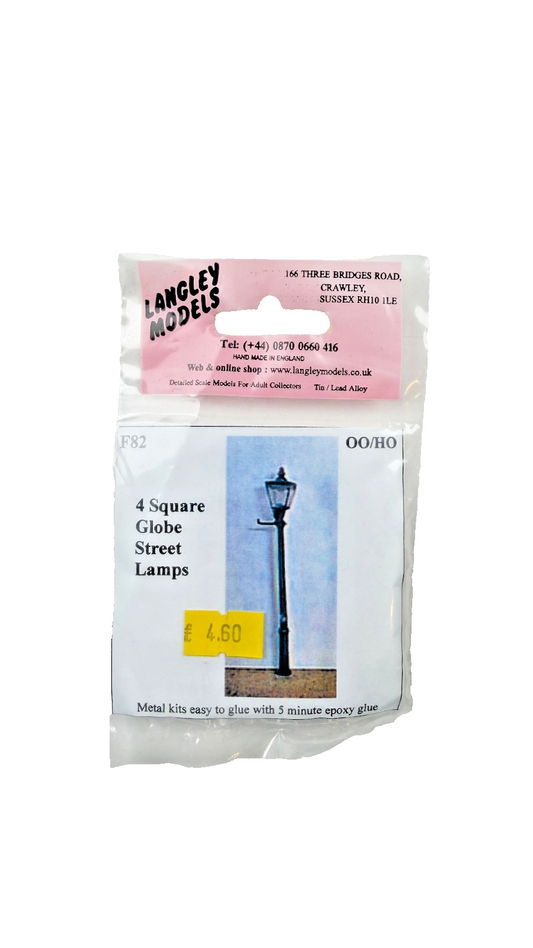 LANGLEY MODELS OO/HO SCALE - F82 - 4 SQUARE GLOBE STREET LAMPS (UNPAINTED METAL)