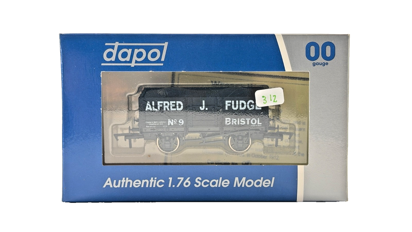 DAPOL 00 GAUGE - ALFRED J FUDGE BRISTOL COLLIERY WAGON NO.9 (LIMITED EDITION)