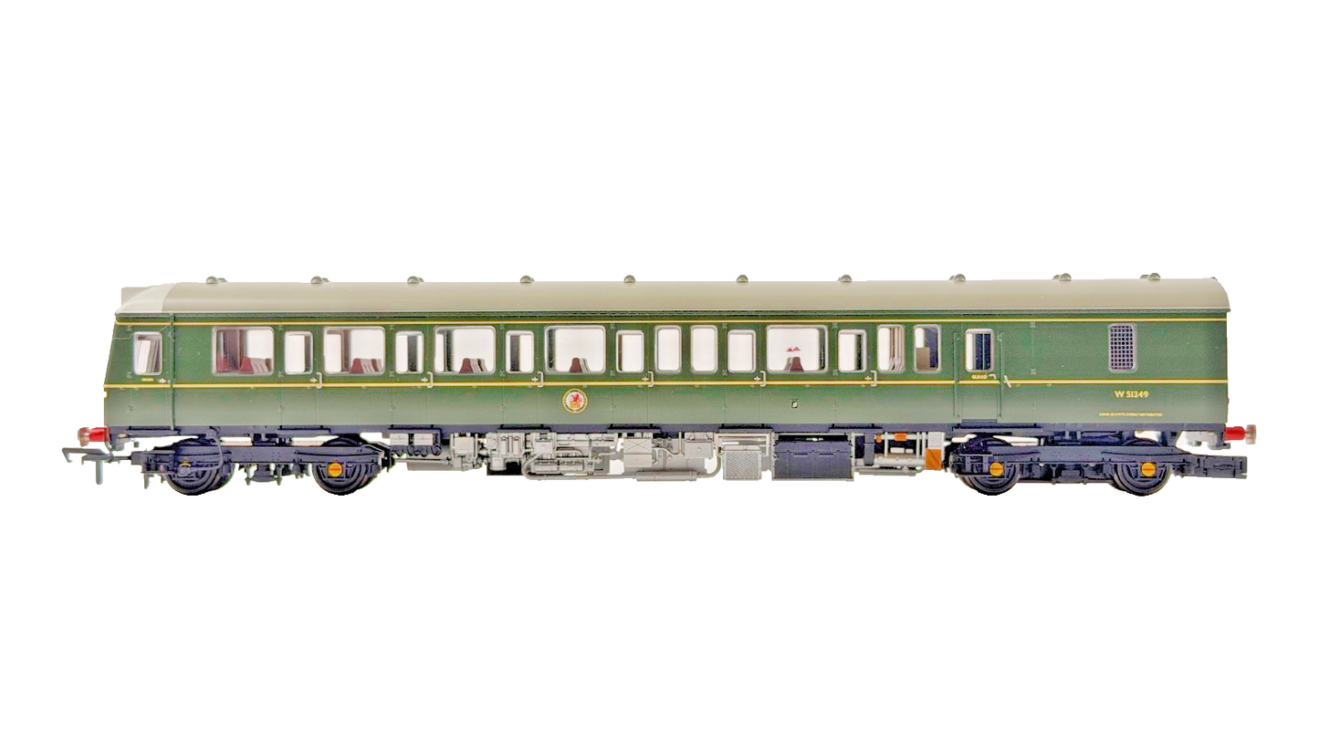 BACHMANN OO GAUGE - 35-500 - CLASS 117 3-CAR DMU BR GREEN SPEED WHISKERS BOXED