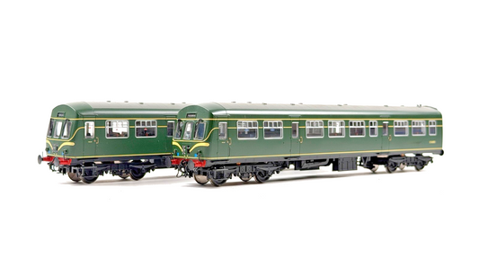 BACHMANN 00 GAUGE - 32-285 - CLASS 101 DMU 2 CAR BR GREEN S/WHISKERS DCC SOUND