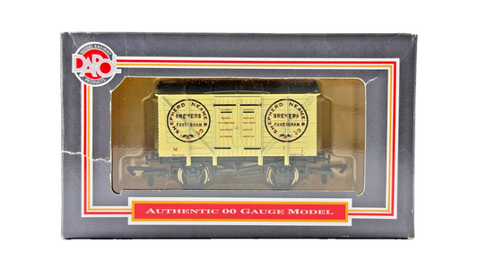 DAPOL 00 GAUGE - SHEPHERD NEAME BREWERS FAVERSHAM VENT VAN 3 (LIMITED EDITION)
