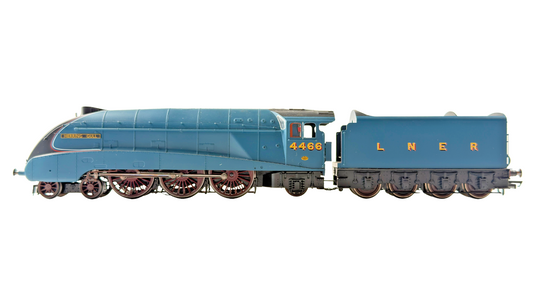 HORNBY OO GAUGE - R2805XS - LNER BLUE 4-6-2 CLASS A4 HERRING GULL 4466 DCC SOUND