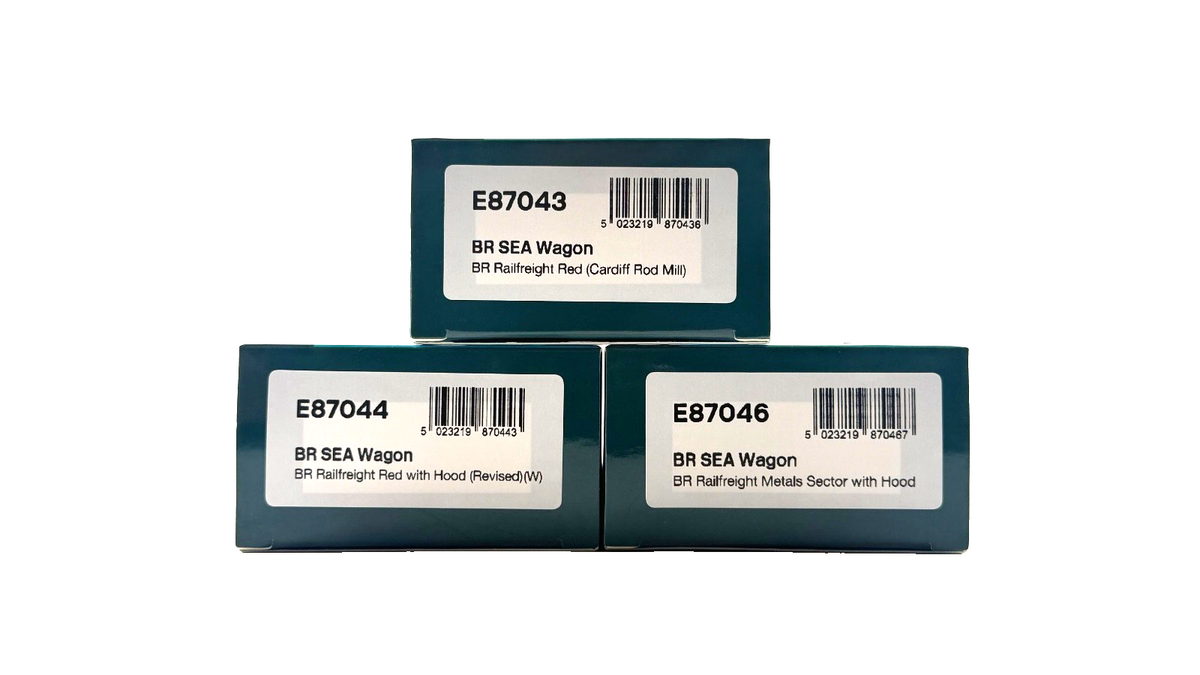 EFE RAIL OO GAUGE - RAKE OF 3 BR SEA WAGONS RAILFREIGHT RED METALS SECTOR & HOOD