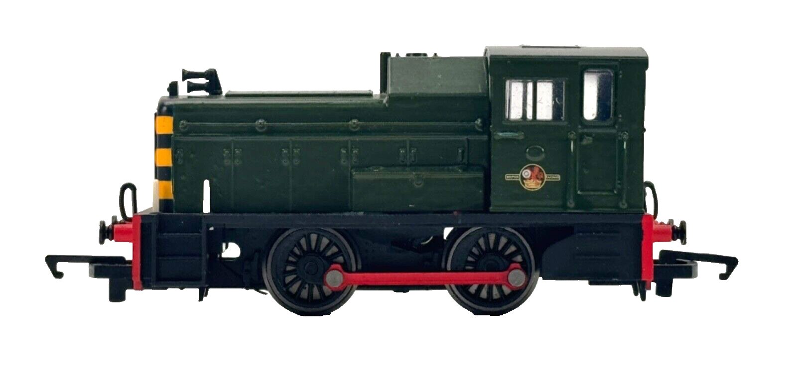 HORNBY 00 GAUGE - CLASS 06 DIESEL SHUNTER BR GREEN WASP STRIPES (REPAINTED)