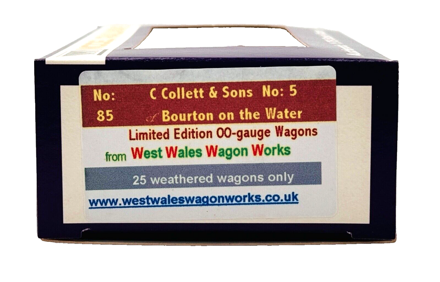 DAPOL 00 GAUGE - C. COLLETT & SONS BOURTON ON THE WATER 5 (W) (LIMITED EDITION)