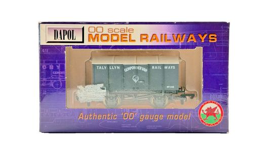 DAPOL 00 GAUGE - TALYLLYN RAILWAYS GUNPOWDER VAN WAGON NO.146 (LIMITED EDITION)