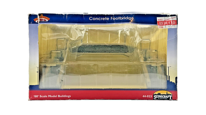 BACHMANN SCENECRAFT OO GAUGE - 44-023 - CONCRETE FOOTBRIDGE - (NEEDS REPAIR)