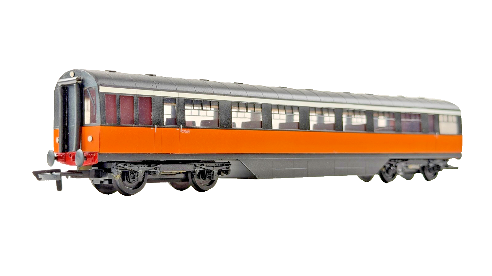 SILVER FOX MODELS OO GAUGE - IRISH RAIL ORANGE & BLACK BUT CLASS 700 RAILCAR SET