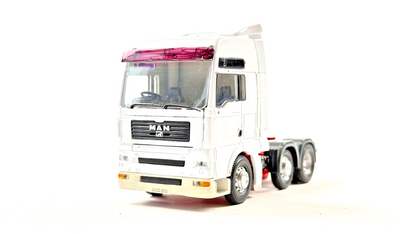 CORGI 1/50 SCALE PLAIN WHITE MAN 6X2 TRACTOR UNIT UNBOXED