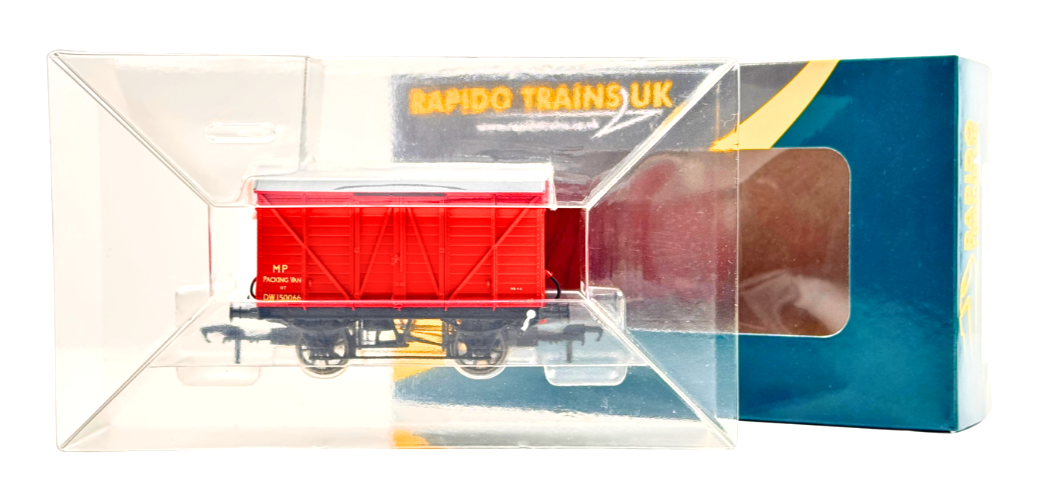 RAPIDO 00 GAUGE - 944025 - DIAGRAM V14 PACKING VAN BR (W) DW150066 - BOXED